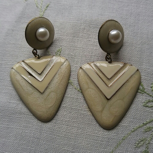 ♦ 3 for $15 Vintage Statement Earrings - Picture 2 of 7